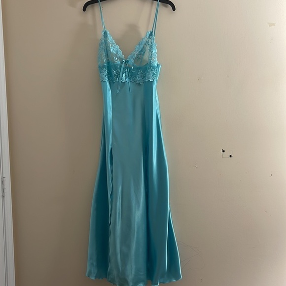 6 piece silk intimate set - Picture 12 of 16